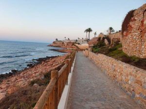 Ruta por línea de costa en playas Orihuela en Alicante Imagen: Wikiloc