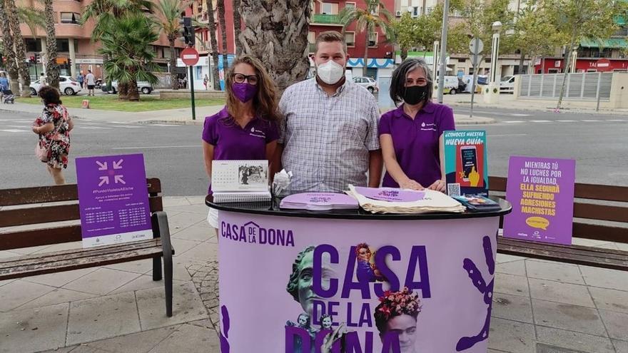  instalación de puntos violetas durante Hogueras Alicante 2023