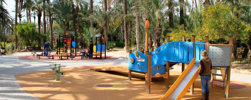 Actividades con niños en el parque El Palmeral 
