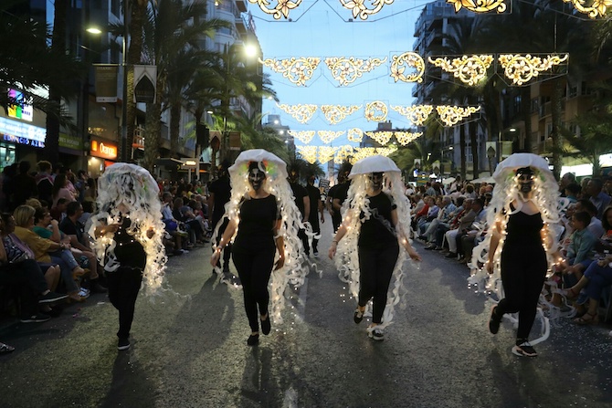 Cabalgata del Ninot en Alicante