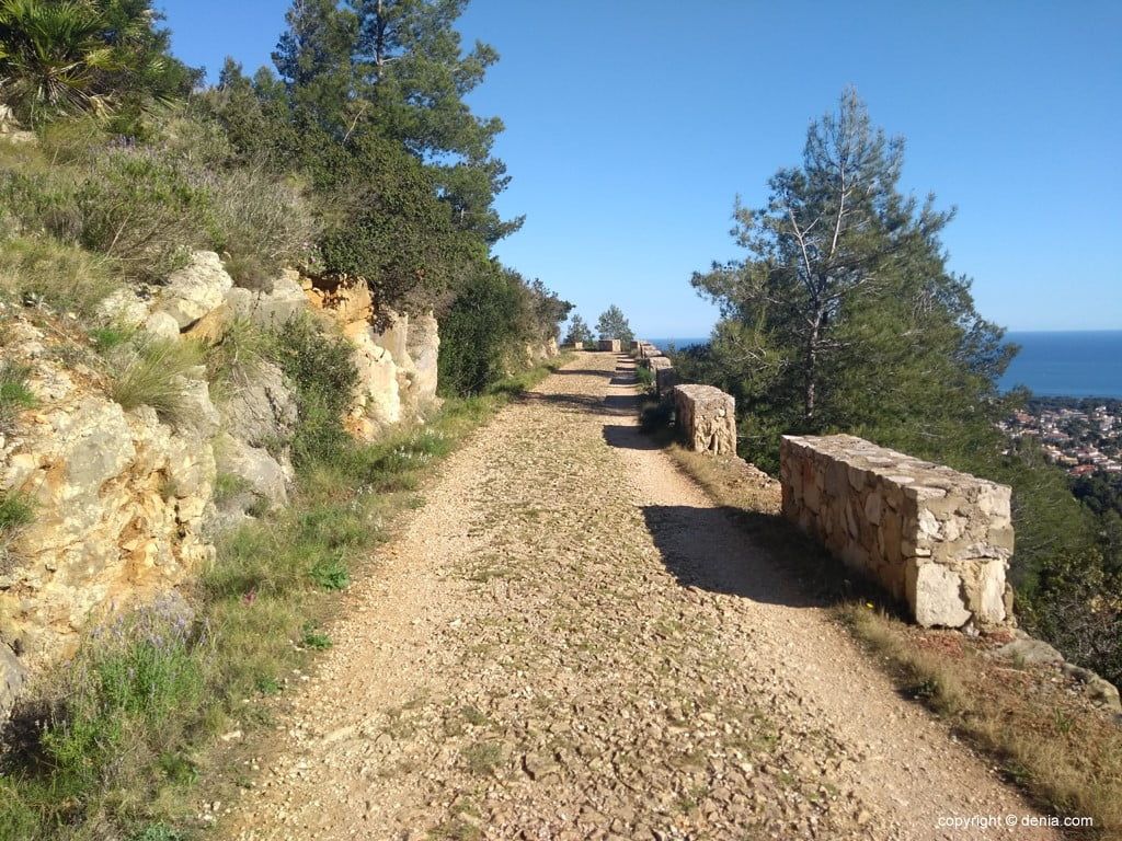 El Camí de la Colonia del Montgó