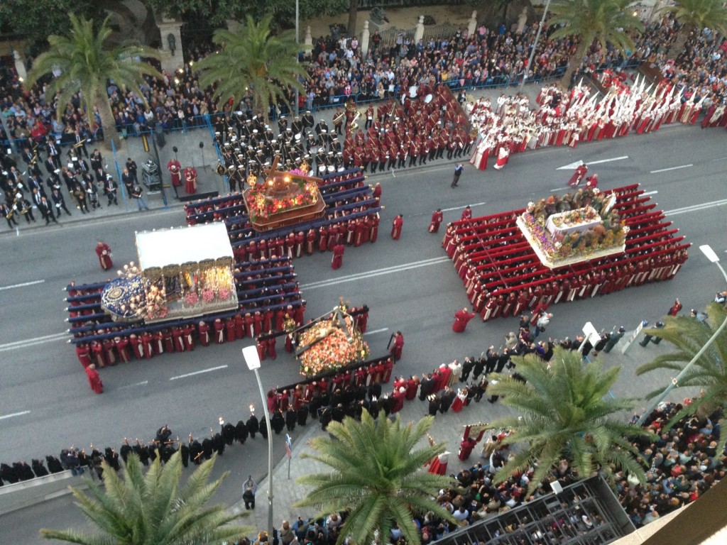 Procesión de la Santa Cena en Alicante: El paso más imponente de la ciudad 4 Procesión de la Santa Cena en Alicante