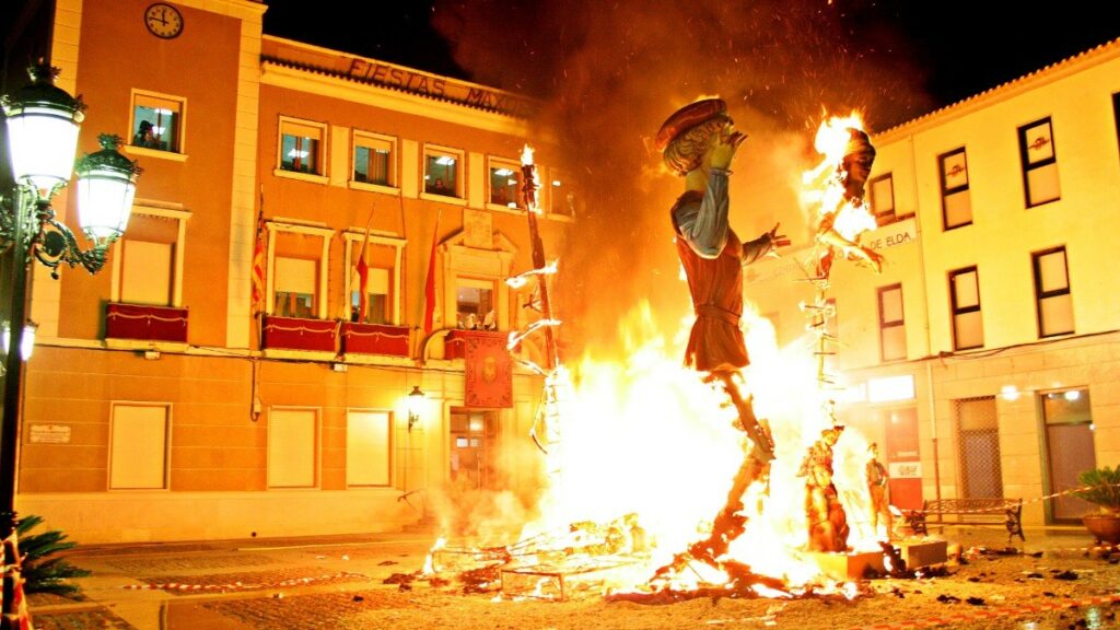 La celebración de las Fallas de Elda