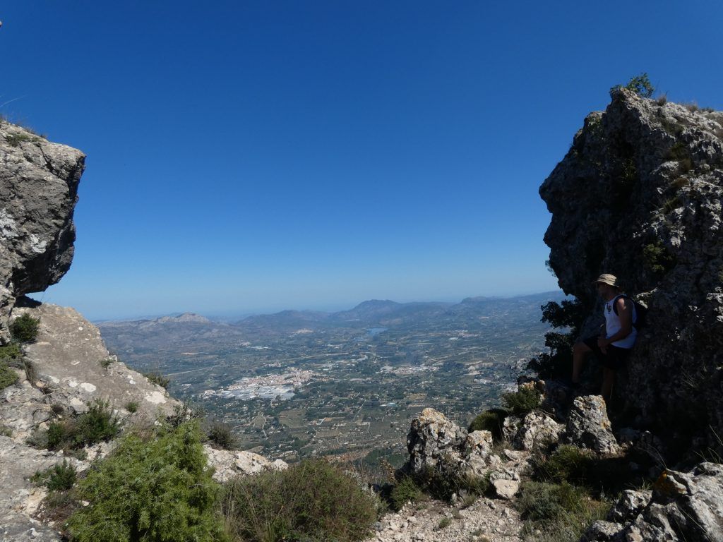 Montcabrer desde la Ermita de Sant Cristófol