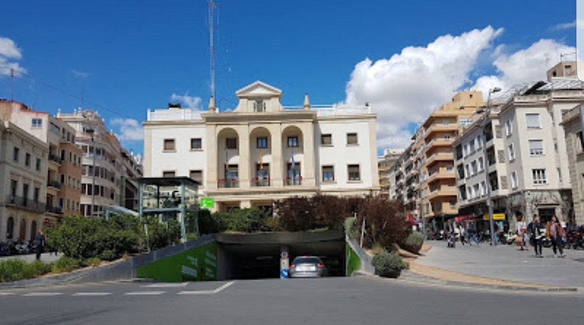 Arquitectura de la Plaza de la Montañeta de Alicante