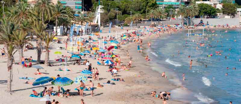 disfrutar de la playa de la albufereta