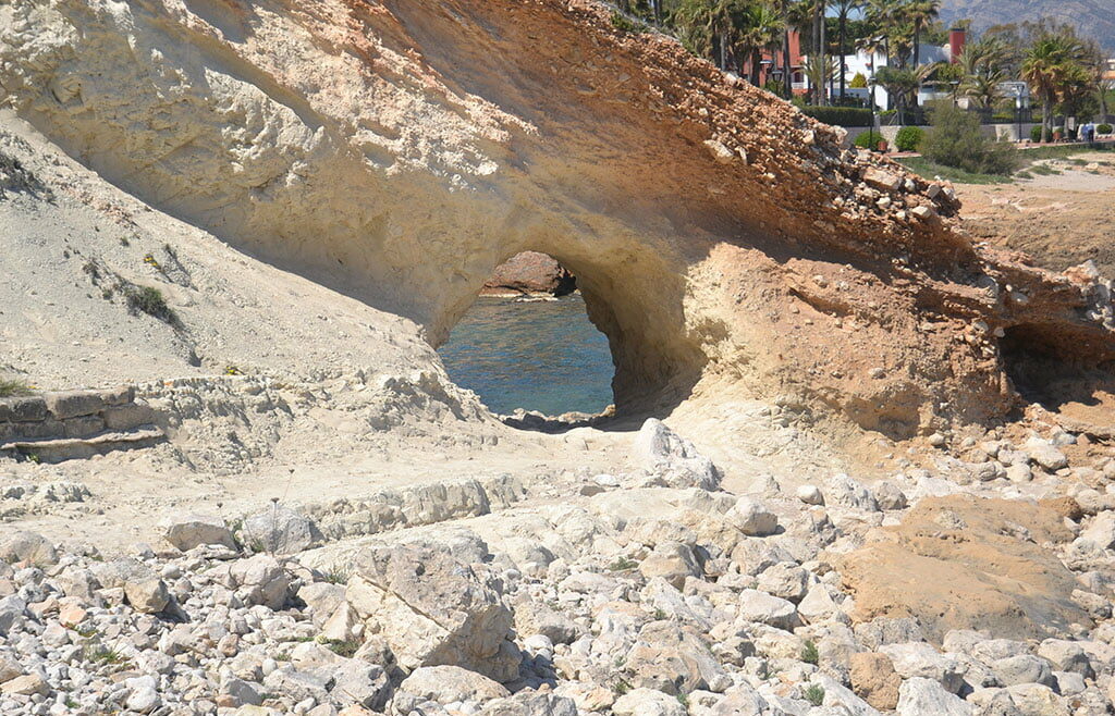 Qué encontrar en la Ruta de la Cala Blanca en Jávea