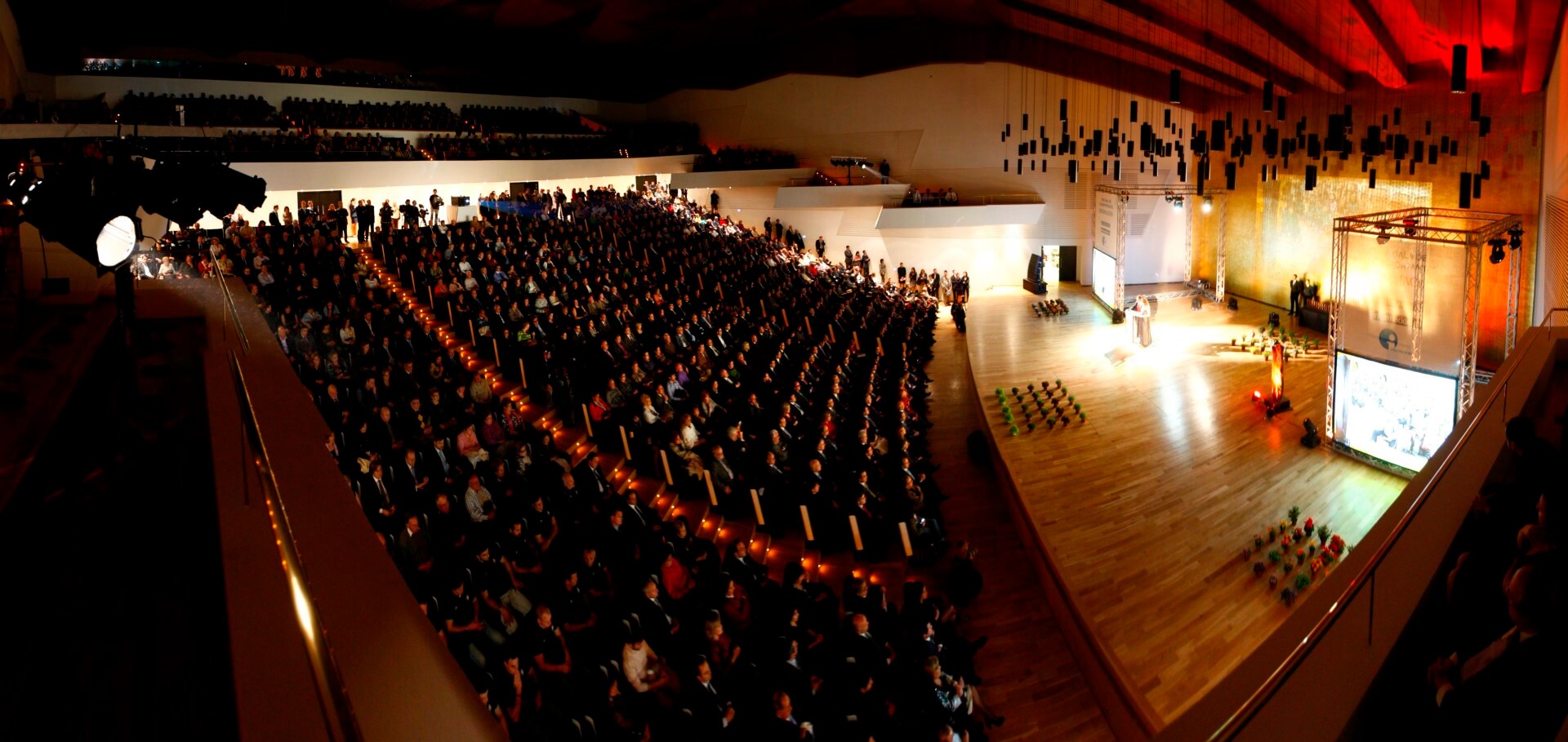 Presentaciones en el Teatro Auditorio de la Diputación de Alicante