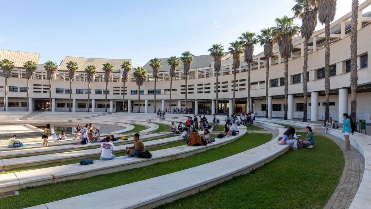 Universidad de Alicante UA