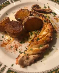 TABERNA CHAPEAU ALICANTE 5 WhatsApp Image 2023 09 24 at 14.36.24