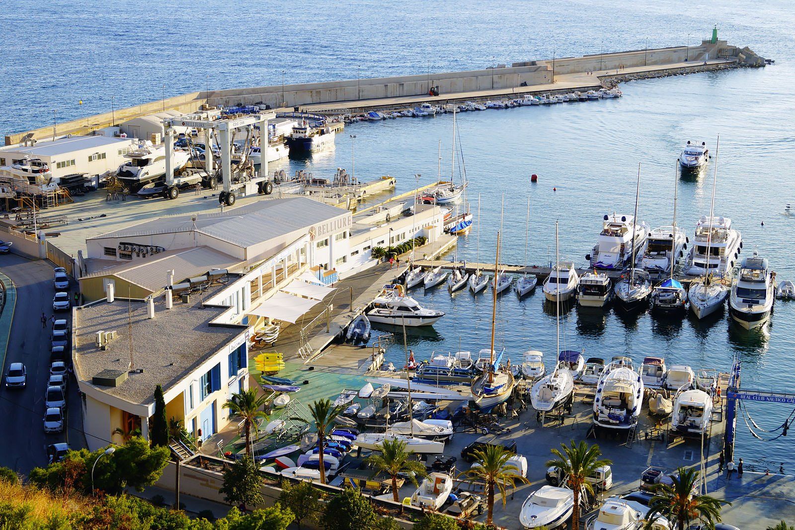 Playa Cala del Penyal Calpe en Alicante 