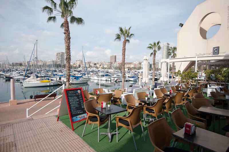 Restaurantes en el puerto de Alicante